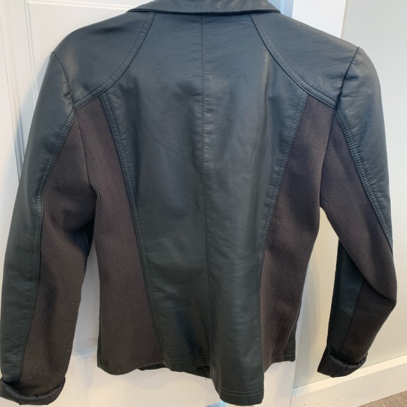 Leather Jacket - Picture 6 of 8